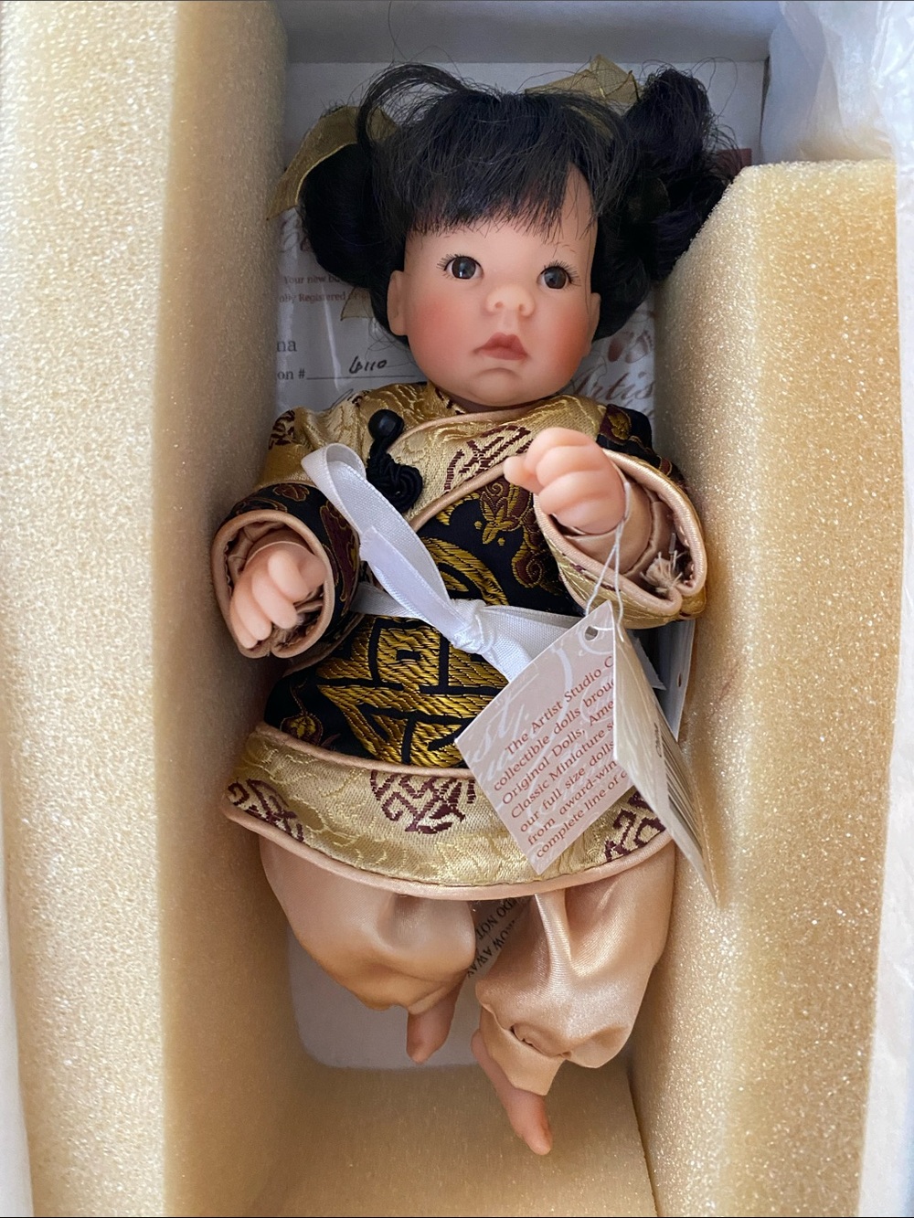 Lee Middleton Collectable Miniatures Doll in Box china toy rare